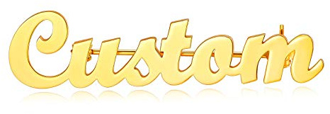 Minimalistische Namen Brosche Gravierte Arial Buchstaben Anstecknadel Damen Brosche Nadel Pullover Schal Clips aus 316L Edelstahl in Gold