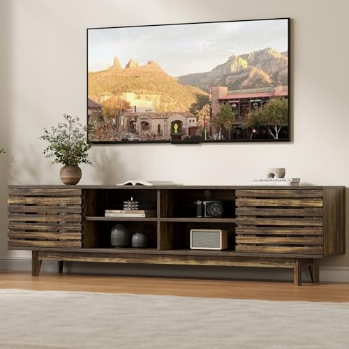 Gyfimoie Nussbaum TV Schrank mit Verstellbarer Ablage, Lowboard mit 2 Schiebetüren und 6 offenen Regalen, für Fernseher bis 70, für Wohnzimmer, Esszimmer, Schlafzimmer, 165x38x45 cm