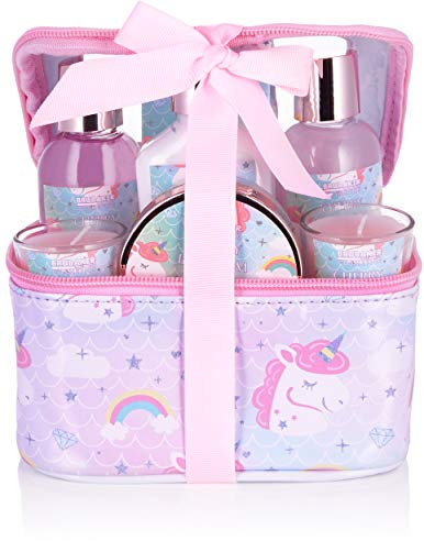 BRUBAKER Cosmetics 7-tlg. Einhorn Bade- und Dusch Set Cherry Blossom - Geschenkset mit Kirschblüten Duft inkl. 2 Duftkerzen in Kosmetikbox