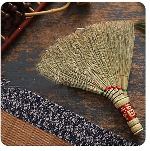Hrlace Mini balai en paille de riz naturel avec fil de nylon tissé - Brosse à main pour balayer la saleté et la poussière - 100 % fait main - Section 3 - 30 cm