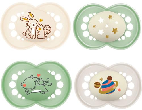 MAM Day & Night Skin Soft Silikon Schnuller 16+ Mix // 4er Set // inkl. 2 Sterilisiertrasportboxen
