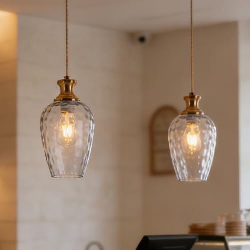 bomiel Goldene Mid-Century Modern Pendelleuchte 2er Set Ø16 cm, Höhenverstellbare Hängeleuchte aus transparentem Hammerschlagglas mit E27 Fassung für Küche & Essplatz (Ohne Leuchtmittel)