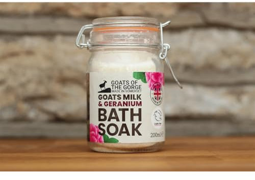 Goats of The Gorge Milk & Geranium Bath Soak - Luxurious Body Care with Goat Milk & Geranium - Enriched with Natural Ingredients for a Relaxing and Rejuvenating Bath Experience