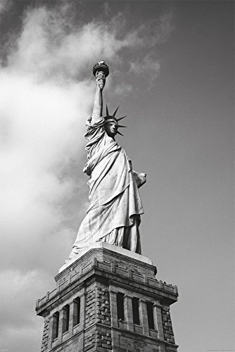 Freiheitsstatue - Statue of Liberty New York Poster - Grösse cm + 2 St Posterleisten Holz 61 cm