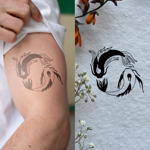 Yin und Yang Fische - Inkster Tattoo | vegane & wasserfeste Temporäre Tattoos für Erwachsene - EU-Kosmetikzertifizierte Farbe - revolutionäres 2 Wochen Tattoo | Premium Klebetattoos
