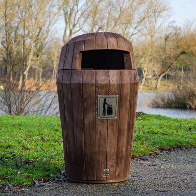 Papelera Sherwood™ con tapa - Papelera con capota para exteriores con revestimiento a elección, placa de papelera y fijaciones incluidas (Roble oscuro (con cubo interior))