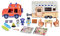 Bluey Familienset Cruiser + Campervan, Playset, Auto-Set der Familie, Wohnmobil, mit 3 Figuren, 10 Zubehörteilen und dekorativen Aufklebern, 3 Jahre Berühmt (BLY53000)