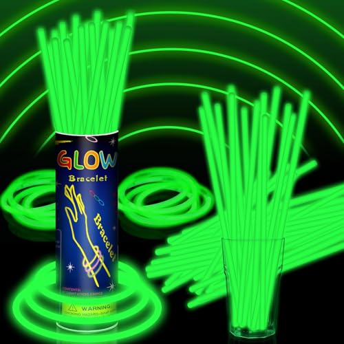 Taikula 100 Pack 8” Green Glow Sticks Bulk with 100 Connectors Neon Glow In The Dark Party favors Supplies for Holiday Birthday Party Decoration (Green)