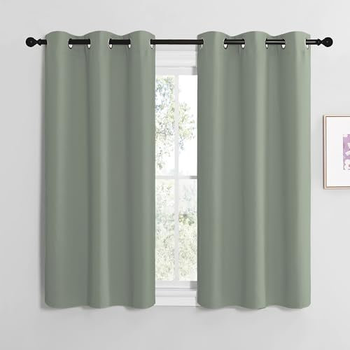 NICETOWN Cortinas Opacas Cortas con Ojales para habitación Infantil, 120 x 107 cm, Color Verde Salvia