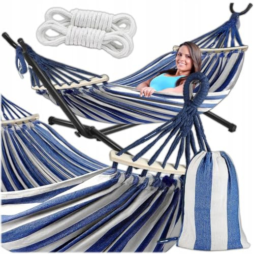 KRUMAD Hängematte mit Gestell 260x150 cm, Belastbarkeit 250kg, 2 Personen, Wetterfest, Gartenmöbel, Balkonmöbel, Schaukelstuhl, Outdoor, Terrassenmöbel, mit Aufbewahrungstasche (Blau-Weiß)