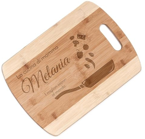 Maverton Tagliere in bambù, incisione personalizzata, eco-friendly | Battilardo rettangolare con il manico, dimensioni 35cm x 25cm, pensiero speciale per donna, piatti saporiti