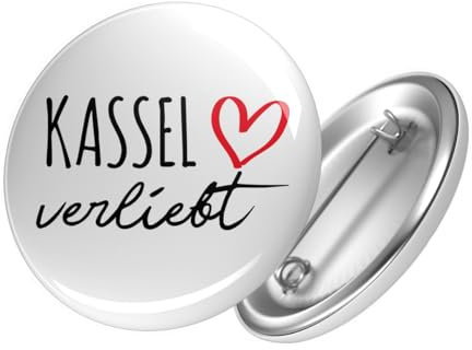 Huuraa Button Kassel verliebt Ansteckbutton Größe 25mm mit Namen deiner Lieblingsstadt in Hessen Geschenk Idee für Freunde und Familie