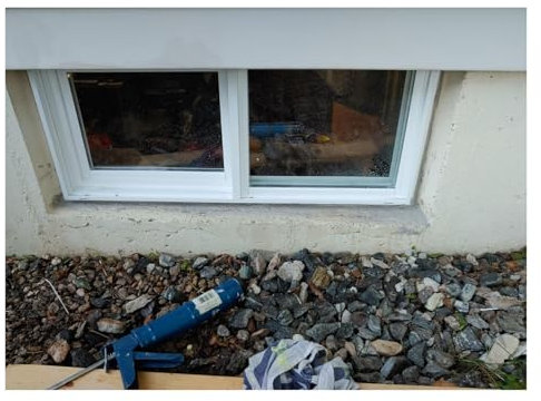 Kleine Kellerfenster 32 x 14 30 x 16 32 x 16 32 x 18 30 x 14 28 x 12, flächenbündig montierte Ersatzfenster für Badezimmer/Schuppen/Hühnerstall, horizontales Schiebefenster (weiß, B x H 30 x