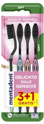 Mentadent Spazzolini per Gengive Sensibili 3+1 in Omaggio, Setole Morbide e Sottili, Collo a 3 Angoli per Pulizia Profonda, Testina con Pulisci Lingua, Confezione 4 Spazzolini Colorati per Famiglie