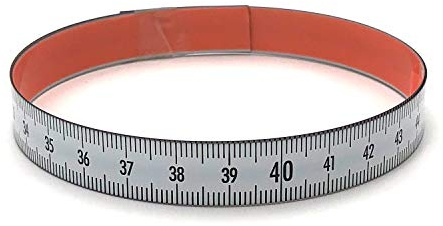 Skalenbandmaß 5m mit Selbstklebefolie - Bezifferung von links nach rechts - Stahl weiß lackiert - Breite: 13mm, mit Duplexteilung - Gehrungsband Anschlagband Rollbandmaß Lineal