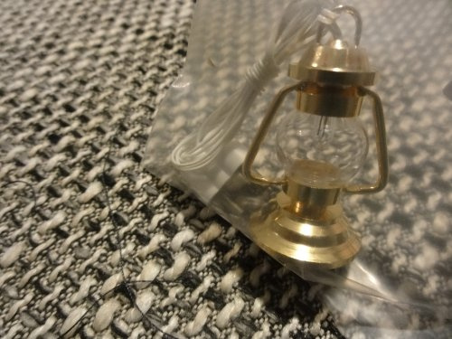 Kahlert Licht 20446 Puppenhauszubehör, goldfarben, weiß