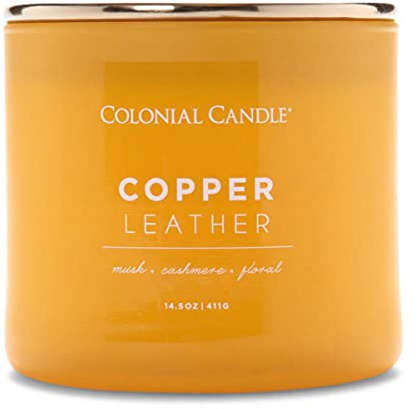 Colonial Candle Duftkerze im Glas mit Deckel | Copper Leather | Duftkerze Leder | Kerze 3 Docht | Kerzen lange Brenndauer bis zu 60h | Kerzen Gelb (411g)