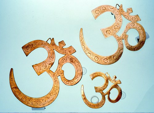 OM-Wandsymbol - Messing 25 cm