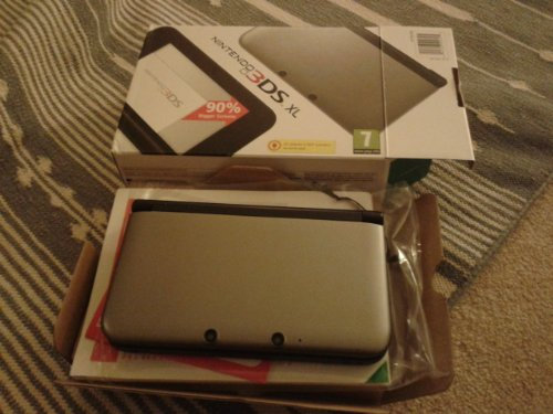 Nintendo Handheld Console 3DS XL - Silver/Black (Nintendo 3DS)