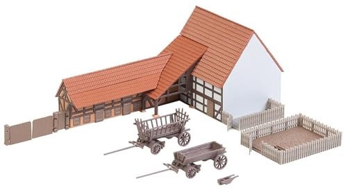 FALLER Bâtiment agricole avec accessoires Kit de maquette avec 138 pièces individuelles 125 x 57 x 53 mm I Accessoires de train miniature I Construction de trains miniatures