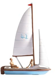NOCH® Segelboot, mit Besatzung, ideal für H0-Modellbau und kreative Dekorationen