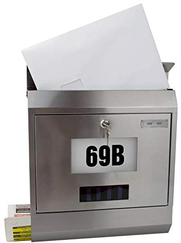 Metall Briefkasten mit Zeitungsrolle und beleuchteter LED-Glasfläche