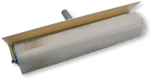DEWEPRO® Entlüftungsroller Stachelwalze ø110mm x 500mm Breite - Handstachelwalze mit 31mm Stachellänge - Entlüftungswalze mit Spritzschutz - Igelwalze in Profi-Qualität
