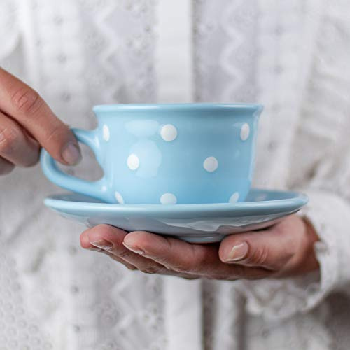 City to Cottage® - Kaffeebecher Teetasse 250 ml | Hellblau und Weiß | Polka Dots | Handgemacht | Keramik Geschirr | Cappuccino Tasse mit Untertasse