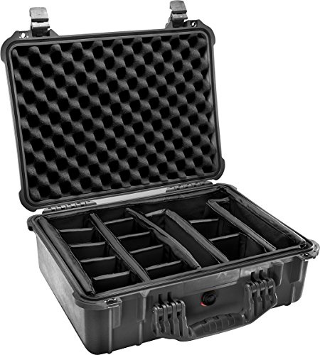 PELI 1520 Schutzkoffer aus Polypropylen, IP67 Wasserdicht, 24L Volumen, Gepolstertes Einteilungssystem, Schwarz