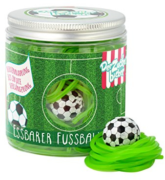 Der essbare Fußballrasen, Süßigkeiten-Dose mit Fruchtgummi-Schnüren und einem Kaugummi-Fußball