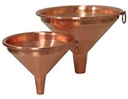 CopperGarden Trichter aus blankem Kupfer I Einfülltrichter 15cm Durchmesser I Kupfertrichter zum Ein- & Umfüllen von Flüssigkeiten I Handgearbeiteter Trichter aus Kupfer I EU Markenqualität