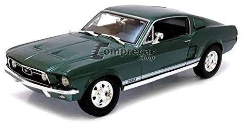 Maisto Ford Mustang 1967 kakelkombi 1:18 modellbil