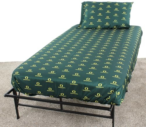 Everything Comfy Oregon Ducks Twin Sized 3 Piece Sheet Set, White Color Background, 1 Flat Sheet, 1 Fitted Sheet, 1 Pillowcase
