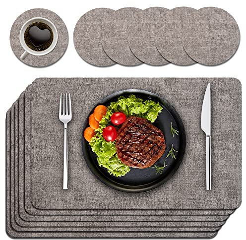 Purejoy Placemats and Coaster Sets 6, Christmas Table Mats PU Leather Heat-Resistant Washable and Non-Slip 43 * 30 cm Dinner Table Mats Set of 6 for Kitchen Mat Table Indoor (Light Grey)