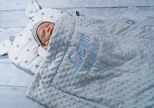 Generisch Zweilagige Decke mit Namen + Kissen mit Ohren - Baumwolle - Kinderwagen - 50x75 cm - (Hellgrau - Sternen 3)
