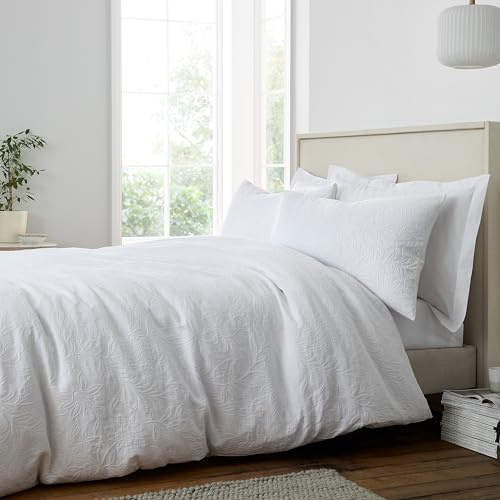 Bianca Fleur Matelassé Jacquard 200 Thread Count Cotton Double Duvet Cover Set with Pillowcases White