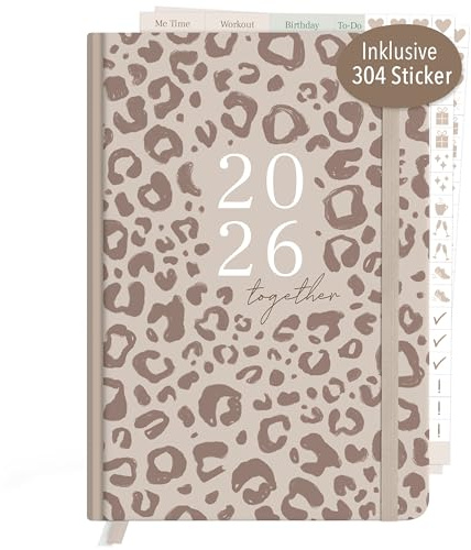 KIND OF HAZEL® Familienplaner 2026 DIN A5 Buchkalender mit 5 Spalten und Sticker, Hardcover Kalender für Familienorganisation und Termine, Wochenplaner, Leo