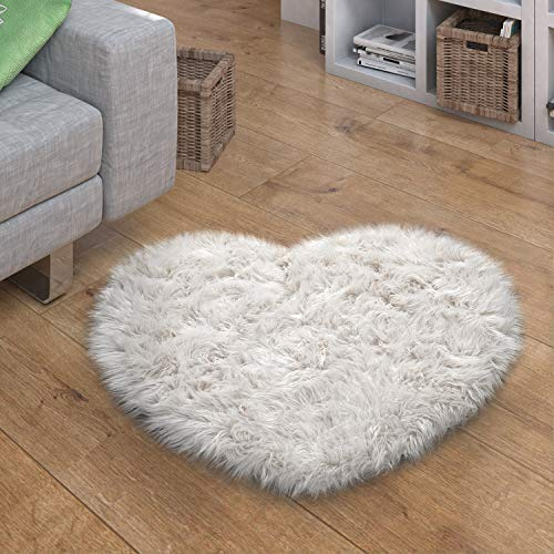 Paco Home Kunstfell Fellteppich Imitat Sitzkissen Herfzorm Rund Verschiedene Formen, Weiß, Grösse:80x75 cm Herz-Form