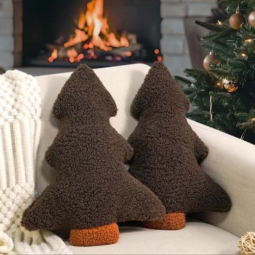 Miaikoe Weihnachtskissen, dekorative Weihnachtsbaumkissen Set von 2 gefüllten Baumform Plüschkissen für Ferienparty Sofa Wohnzimmer Dekoration (33 x 26,5 cm, Braun)