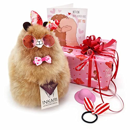 Inkari Alpaka Plüsch aus natürlicher und weicher Alpakawolle - Echte Alpakawolle, Frauen und Kinder, (Love-Sandstone)(23cm)