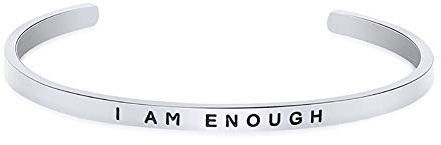 NewChiChi Inspirierende Armbänder, Manschettenarmband Verstellbar 4 mm Mantra Zitat Band Graviert Edelstahl Freundschaft Motivationsschmuck für Frauen Männer Mädchen