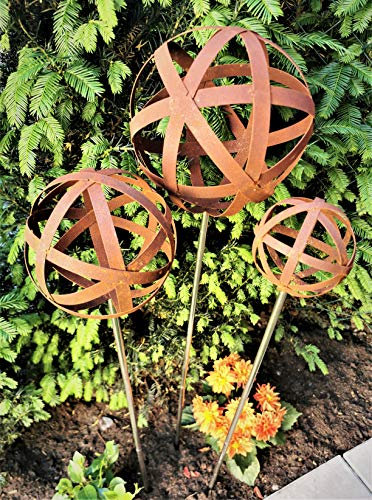 3er Set Rosenkugel Geflecht 25/20/10 cm mit Stab 80 cm Cortenstahl Geflechtkugel