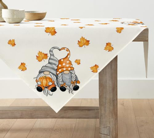 Artoid Mode GNOME Kürbisse Ahornblätter Herbst 85x85 cm Tischdecke | Saisonal Fall Tischwäsche Küche Tisch Dekoration Drinnen Urlaub Party Dekor
