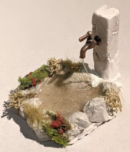 Kleine Wasserstelle mit Begrünung, Wasserhahn und Wasserlauf Brunnen Modellbau Krippenbau