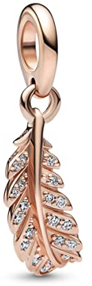 PANDORA Schwebende geschwungene Feder Charm-Anhänger aus Rosévergoldeter Metalllegierung mit Cubic Zirkonia in der Farbe Rosé, PANDORA Moments Kollektion, 782578C01