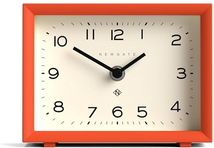 NEWGATE® Henry Schreibtischuhr | Zeitgenössisches rechteckiges Design | Kürbisorange | Leicht lesbare nunbers | Moderner Stil für Schreibtisch, tischplatte, Regal oder nachttisch