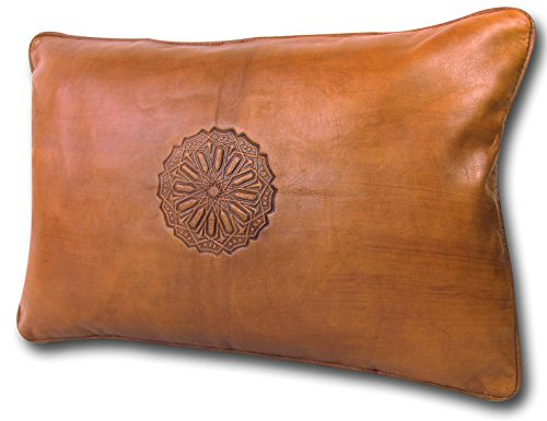 ALMADIH Lederkissen XL mit Füllung cognac 50x35 cm 100% traditionelle Handarbeit echtes Leder - Sofakissen Zierkissen orientalische Lounge Dekokissen Rückenkissen hell-braun vintage (Kissen XL cognac)