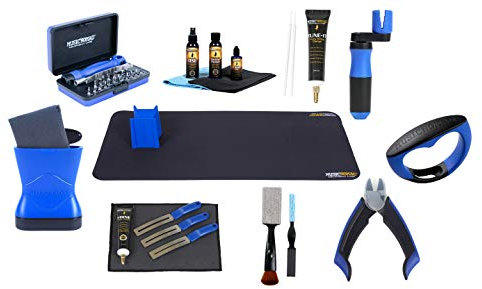 MusicNomad MN290 Ultimate At Home Guitar and Bass Work Station