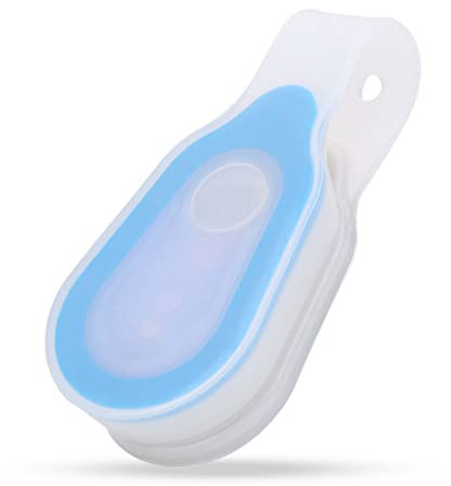 WOHPNLE Magnetic Night Clip Lights, Portable Nurse Light LED Clip on Torch for Night Shift Mini Nurse Light Clip Silicone Running Lights for Runners Outdoor Shift Light(Blue)