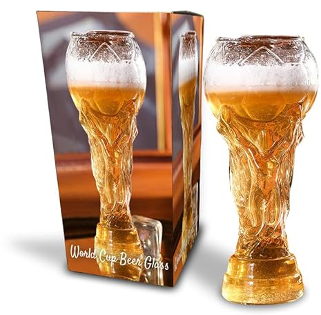 WXStar Football Pint Glass, Novelty World Cup Beer Mug, Creative Pint Mug, Funny Beer Glasses, Soccer Beer Glasses, Gift for Men (600ml)